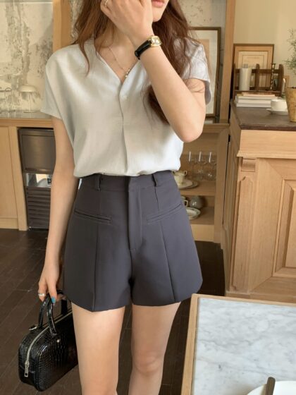 每天都穿~ 自制款厚实微弹时髦极简剪裁A字西装裤 高级灰 Naomi HW Shorts in Dark Grey
