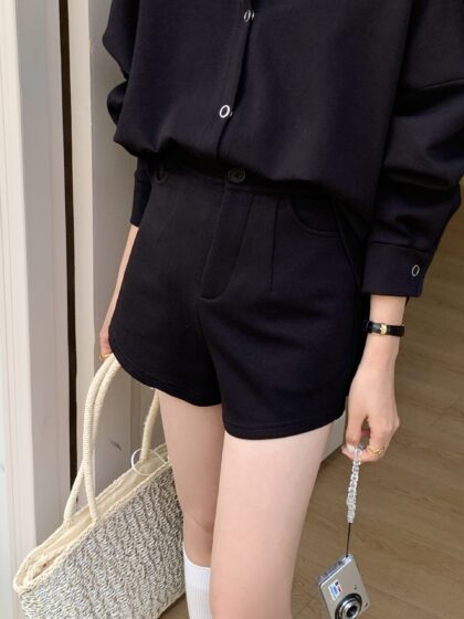 舒适主义~ 空气层超舒服弹力U型高腰短裤 Ava HW Comfy Shorts (黑色 Black)