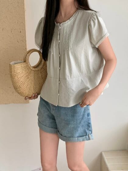 星月暮色~ 重工蕾丝棉麻小衫 (奶杏色 Beige)