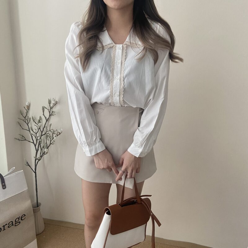 温柔法式～ 法式蕾丝拼接娃娃海军领衬衫