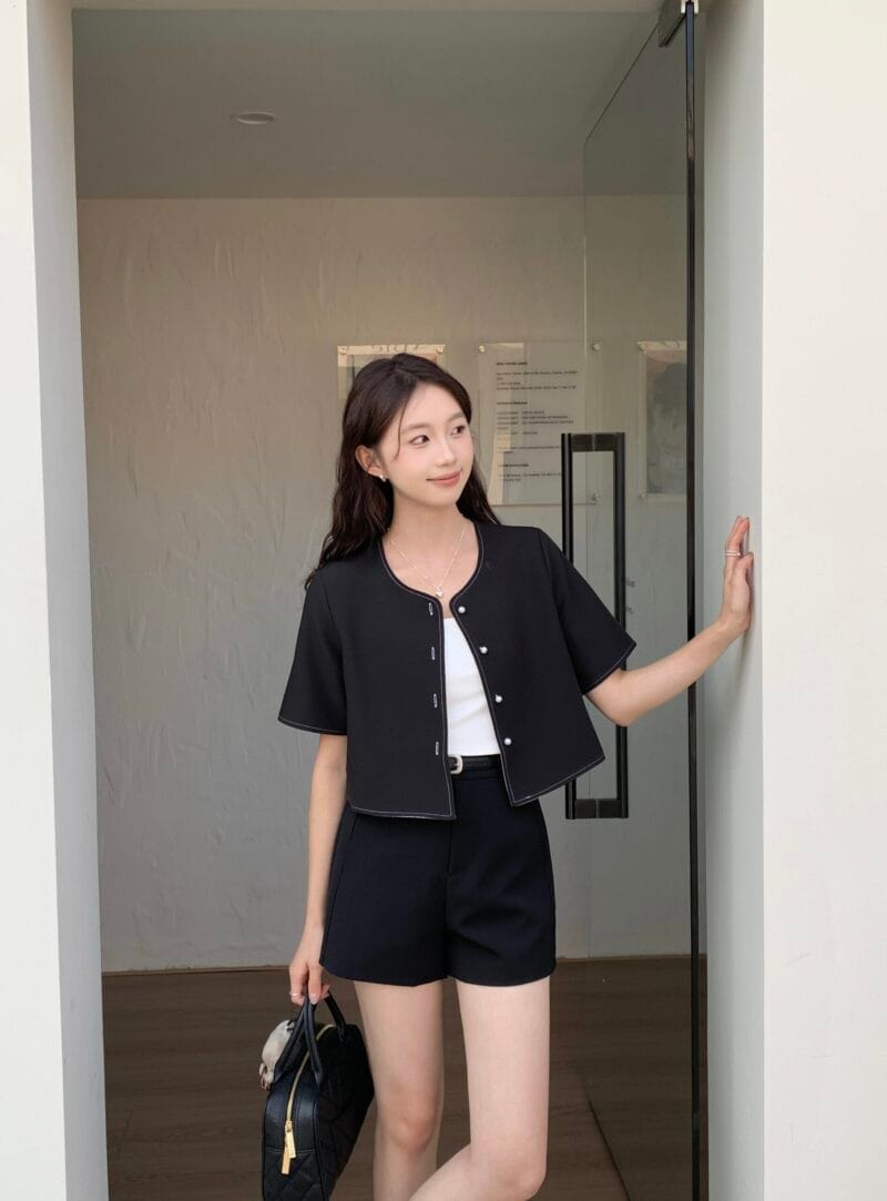 4 season 2.0 High Waisted Shorts in Dark Grey - Image 15
