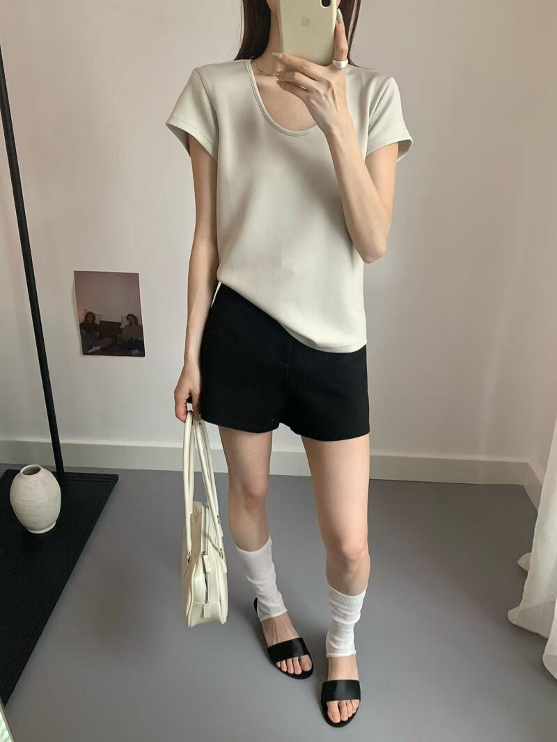 零重力感~ 质感铜氨丝空气小飞袖U领Tee (浅豆绿) | SilkAir U-Neck Tee (Greenbean) - Image 11