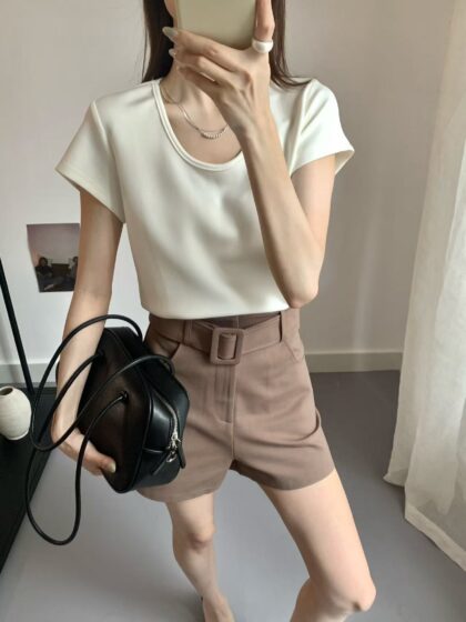 零重力感~ 质感铜氨丝空气小飞袖U领Tee (慕斯杏) | SilkAir U-Neck Tee (Mousse Cream)