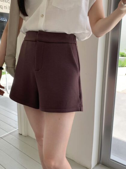 无束缚感~ 莫代尔空气舒适高腰短裤 (焦糖奶茶色) | Breeze Fit HW Shorts in Caramel Coco