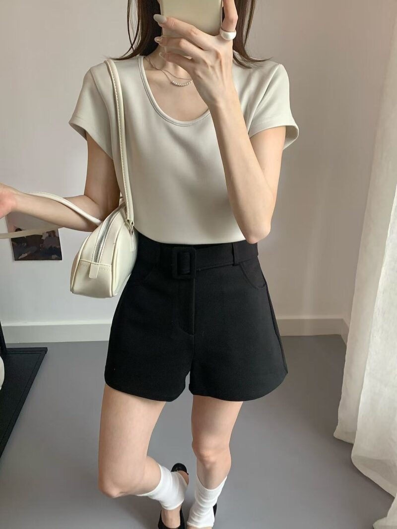 零重力感~ 质感铜氨丝空气小飞袖U领Tee (浅豆绿) | SilkAir U-Neck Tee (Greenbean) - Image 3