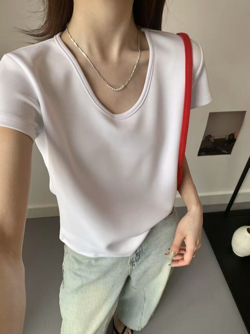 零重力感~ 质感铜氨丝空气小飞袖U领Tee (浅豆绿) | SilkAir U-Neck Tee (Greenbean) - Image 2