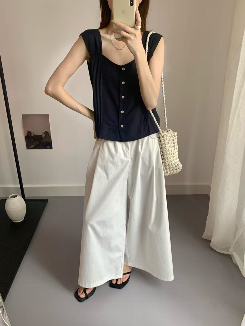 优雅出街~ 棉麻气质小衫 (深蓝色) | Cotton-Linen Top in Navy - Image 6