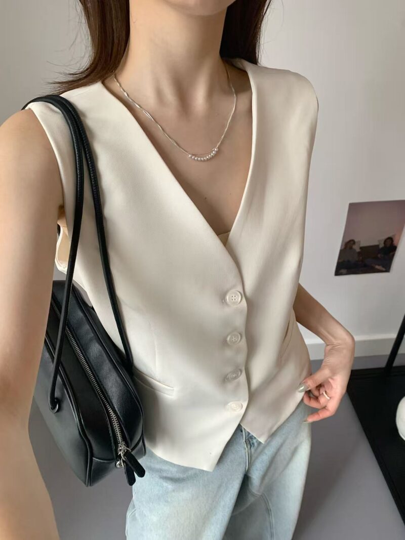 曲线~ 斜纹厚质感马甲 (卡其) | The Twill Vest (Khaki) - Image 3