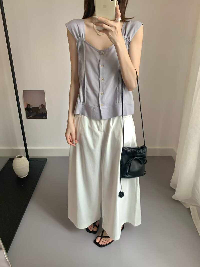 优雅出街~ 棉麻气质小衫 (深蓝色) | Cotton-Linen Top in Navy - Image 9