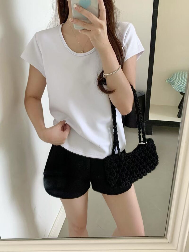 零重力感~ 质感铜氨丝空气小飞袖U领Tee (慕斯杏) | SilkAir U-Neck Tee (Mousse Cream) - Image 6