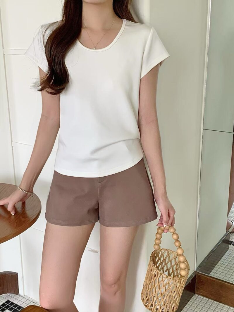 零重力感~ 质感铜氨丝空气小飞袖U领Tee (慕斯杏) | SilkAir U-Neck Tee (Mousse Cream) - Image 12