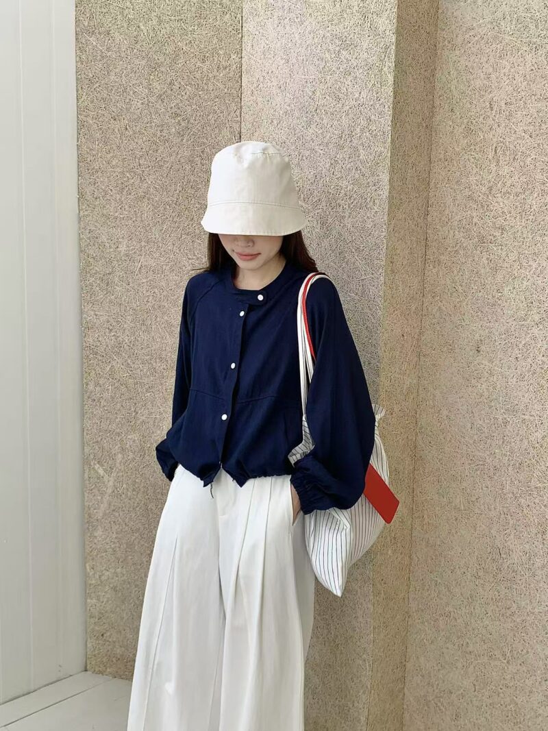 柔光轻洒~ 轻盈宽松个性外套 (藏蓝色) | Lightweight & Relaxed Fit (Navy Blue) - Image 5