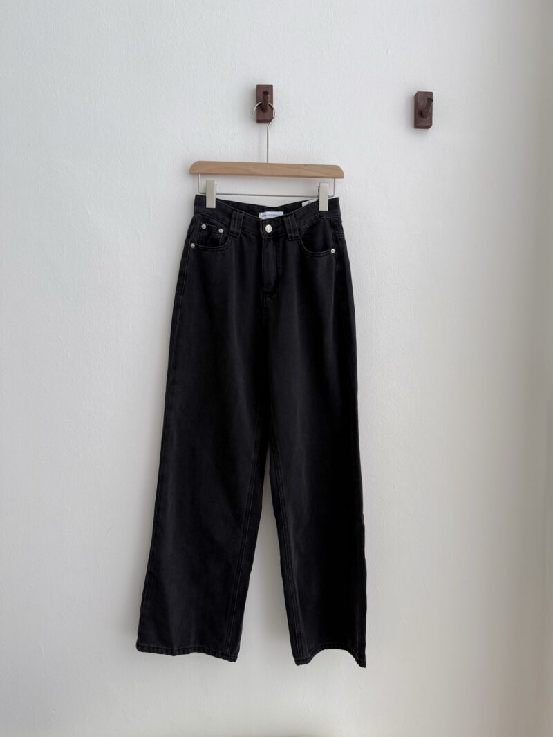 雾意沉沦~ 高腰高级黑灰直筒落地裤 | Greyish Black HW Pants - Image 4