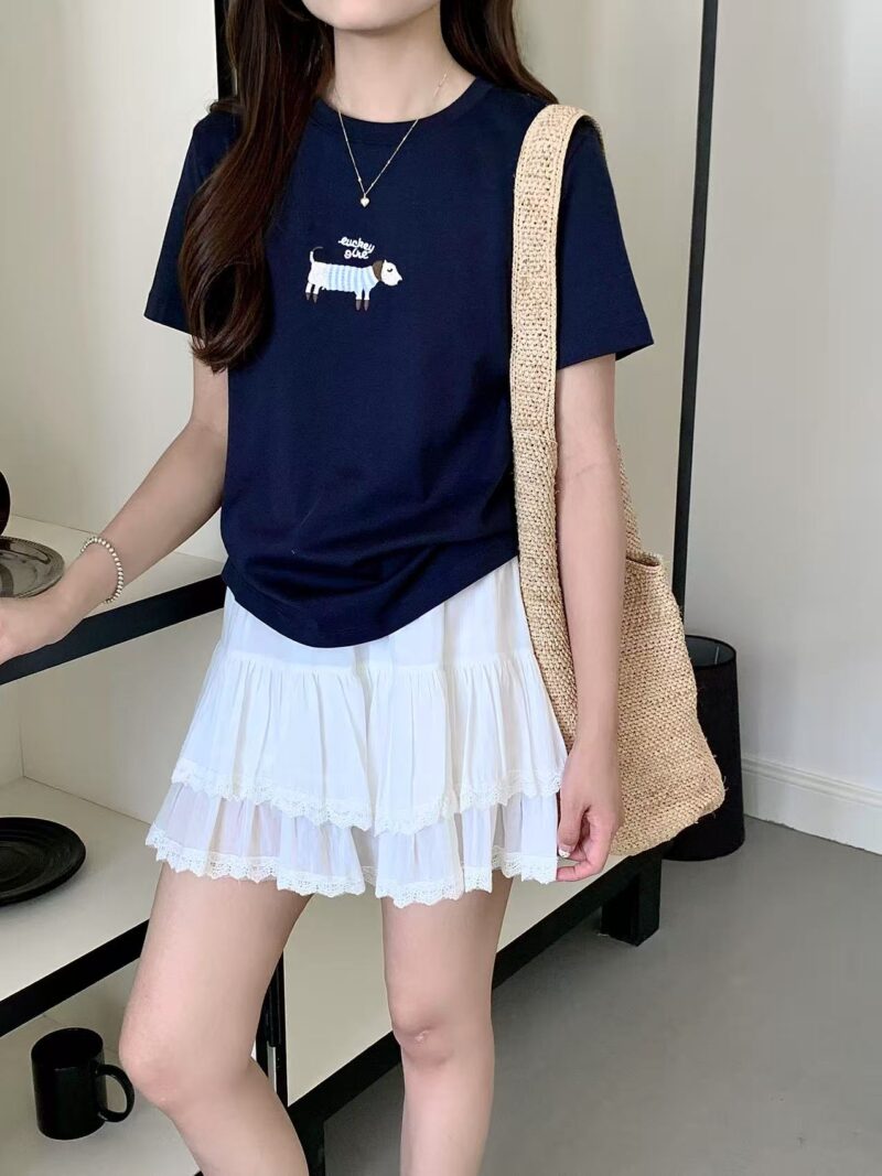 刺绣腊肠狗~ 超舒适level100%刺绣Tee 深蓝色 | Dachshund Embroidery Tee in Navy - Image 8