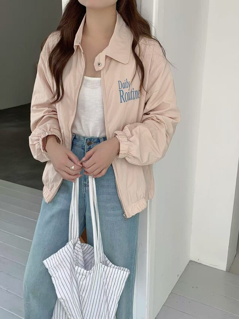 Letter Print Loose Windbreaker (Black) - Image 2