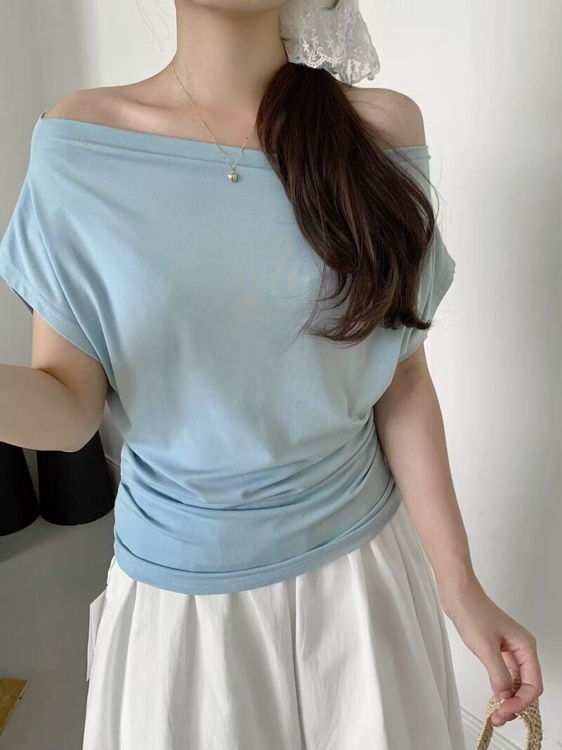 微甜心思~ 高弹力舒适棉斜肩上衣 白色 | Soft Bloom Top in White - Image 9