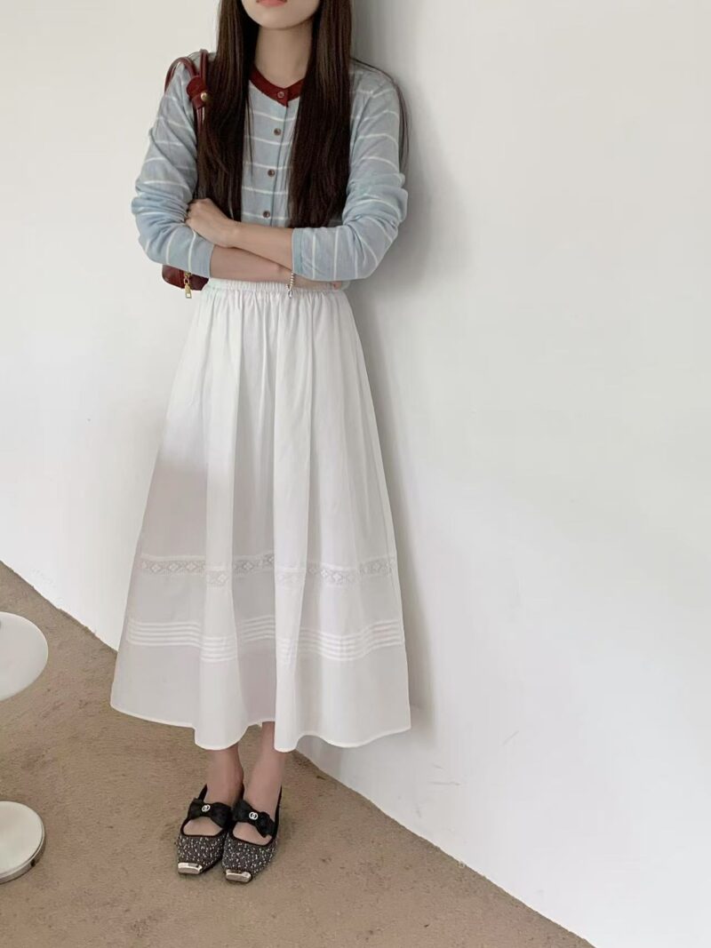 Voluminous White A-Line Midi Skirt - Image 4