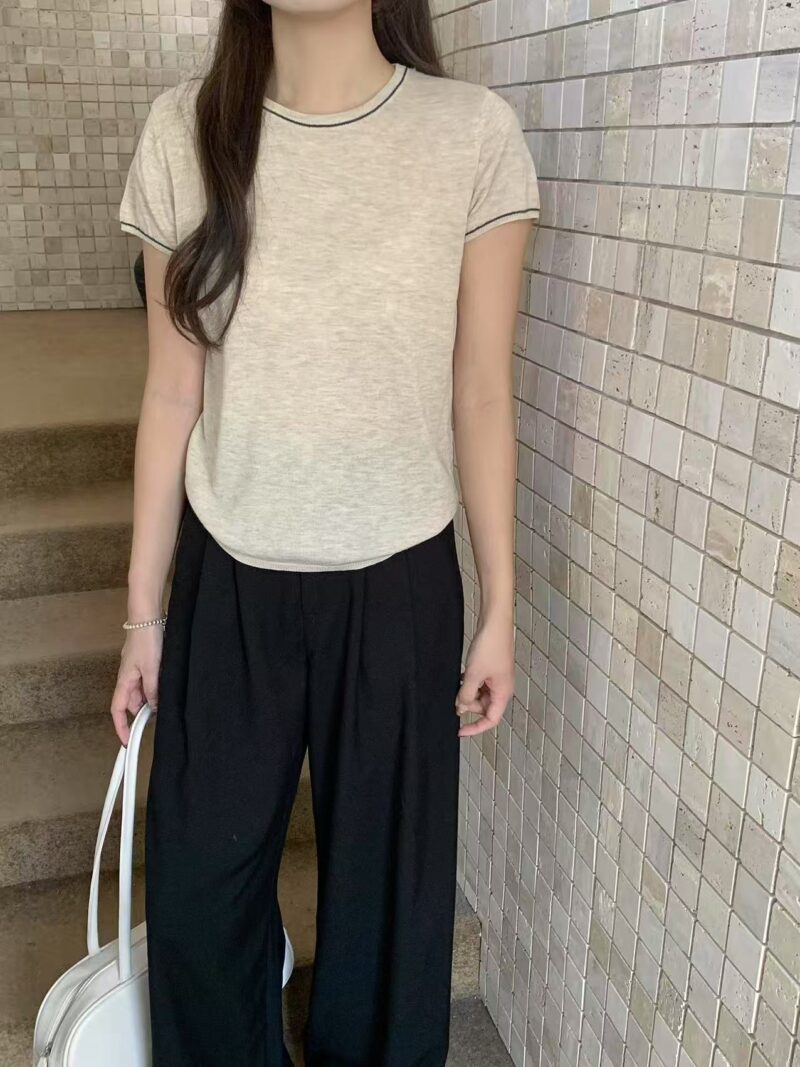 Basic Wool Knit Top with Contrast Stitching Top (2 colours) - Image 4