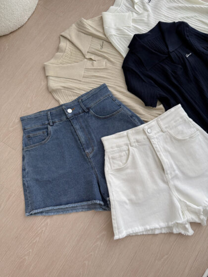 Aria Frayed HW Denim Jeans (2 colours)