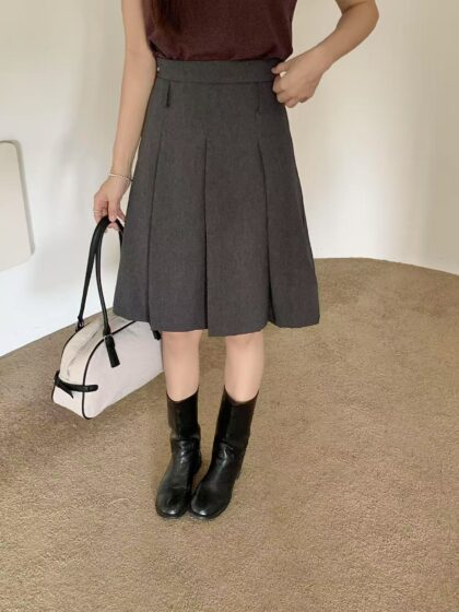 Miu Suit Pleated Skirt in Dark Grey