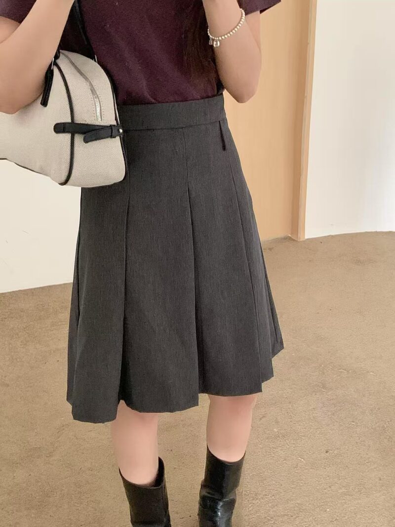 Miu Suit Pleated Skirt in Dark Grey - Image 5