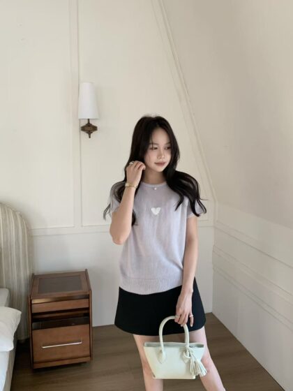Heartmark Knit Top (Yam)