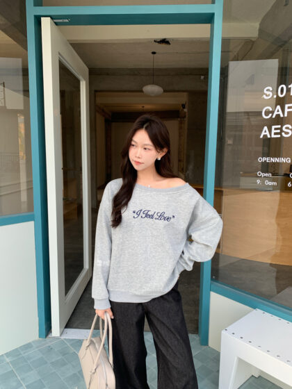 Varsity Letter Sweat Top (2 colours)