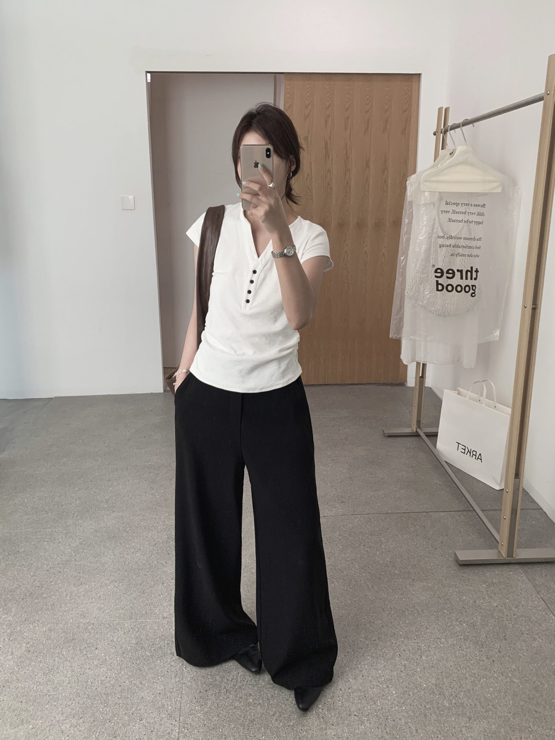 Flowform Trousers (Black) - Image 3
