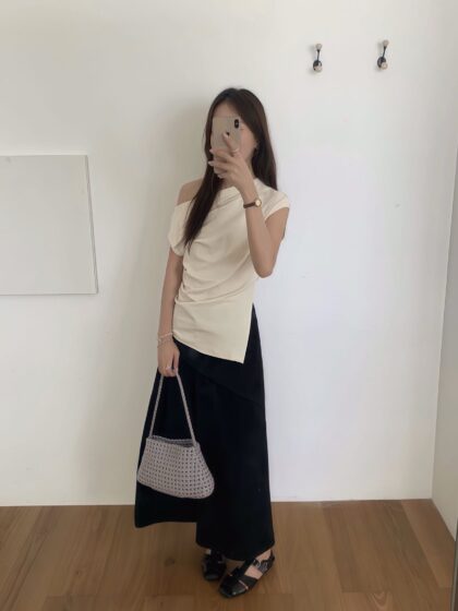 Modern Drape Top (2 colours)