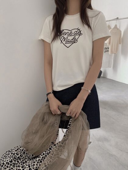 Love Script Tee (2 colours)