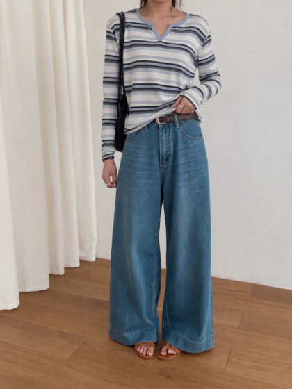 [BACKORDER] Blueming Striped Long Sleeve Top
